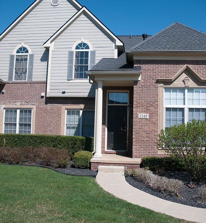 1st image of 1245 W Crystal Cir