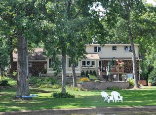 S76W18484 Kingston Dr, Muskego, WI