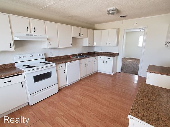 2nd image of 4214 NE 15th Ave