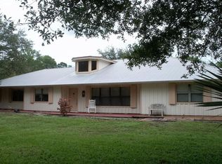 11225 SW Meadowlark Cir, Stuart, FL 34997