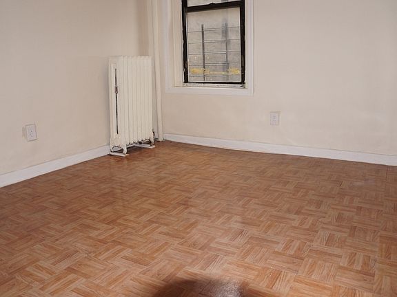 2nd image of 507 W 175th St APT 23