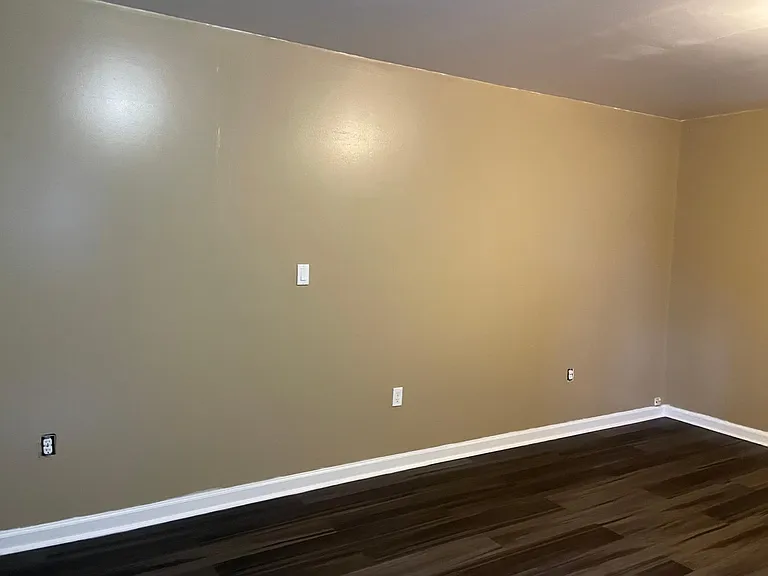 1400 Bush Ave — Photo 9