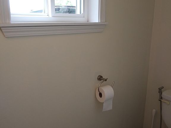 2nd Half Bathroom w/window