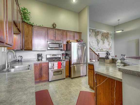 5th image of 2964 Wyndam Ct
