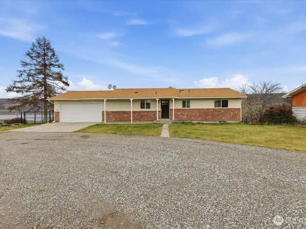 216 Sandy Lane, Electric City, WA 99123