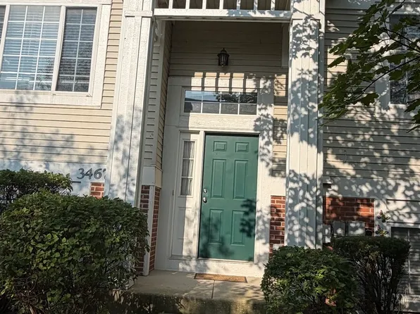 3467 Ravinia Cir, Aurora, IL 60504
