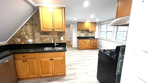 131 Josephine Ave #3 Photo 1