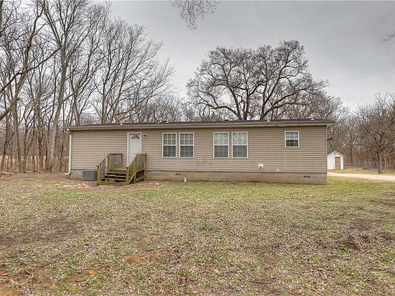 5th image of 23098 Kiowa Rd