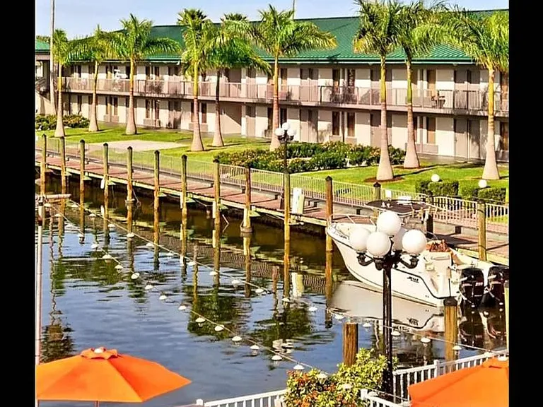7150 N Tamiami Trl #S-602 — Photo 10