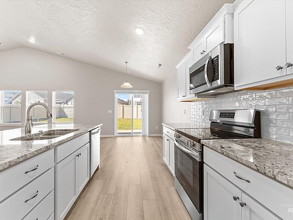 5th image of 3789 S Walnut Ridge Way
