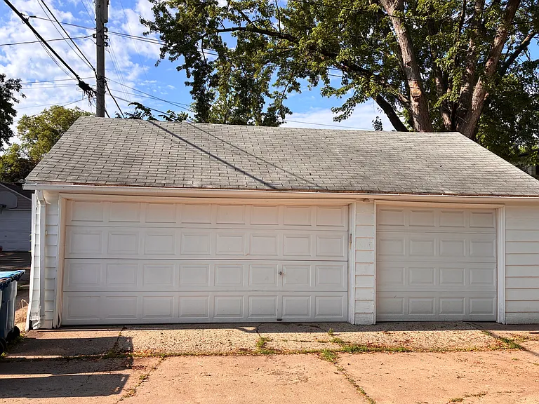 2 Stall Garage