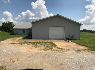 1794 Pilot Knob Rd, Auburn, KY 42206