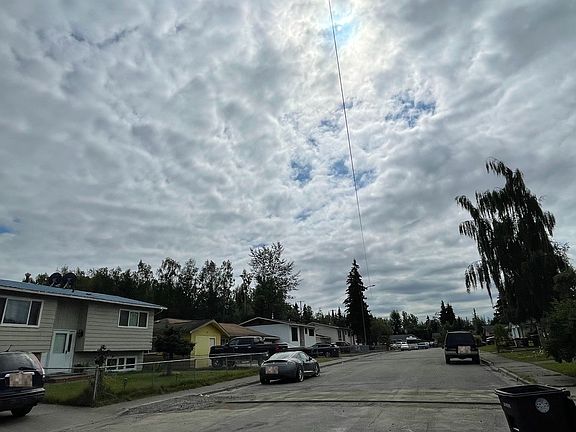 4th image of 311 Ray St