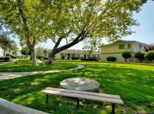 14802 Newport Ave APT 10C, Tustin, CA 92780