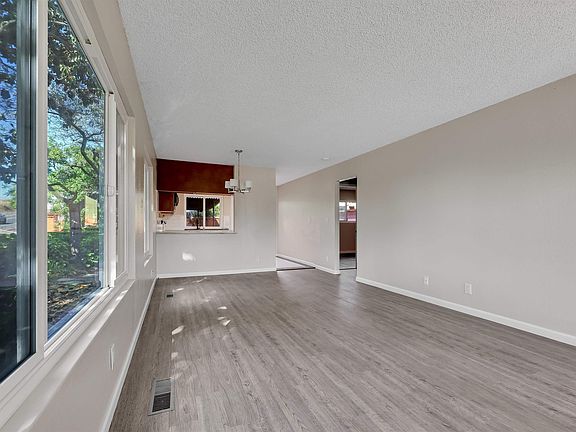 5th image of 4006 Willow Pass Rd APT A