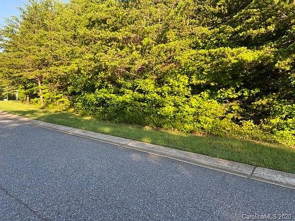 3rd image of 5102 Fair Oak Dr