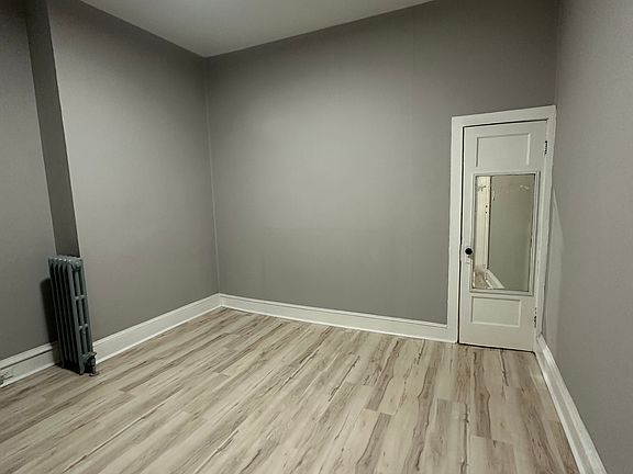 3rd image of 2825 Saint Paul St #1B