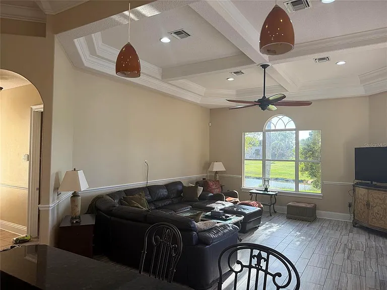 2120 Bunker View Ct — Photo 18