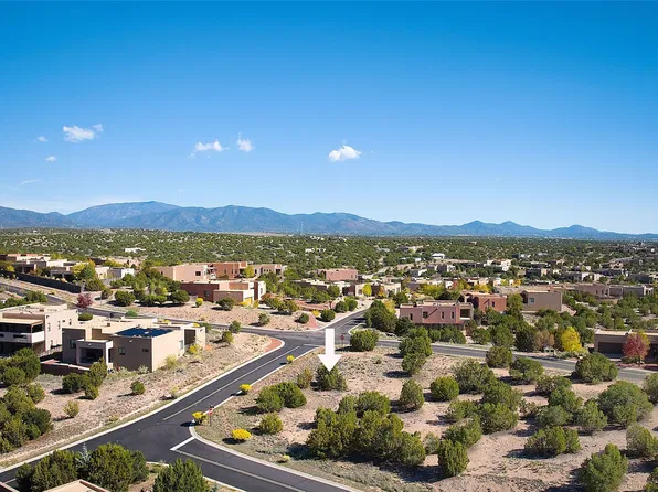 55 Via Summa, Santa Fe, NM 87507