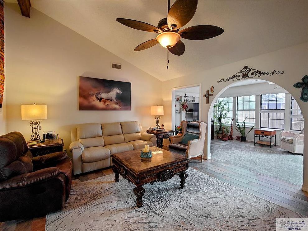 48 Shenandoah River Dr