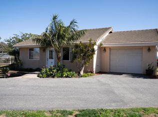 2442 E Mission Rd, Fallbrook, CA 92028