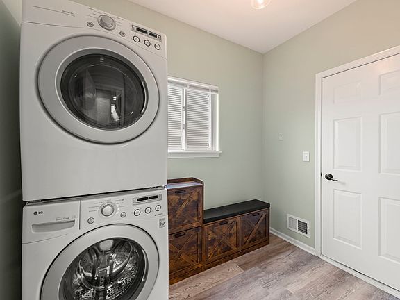 5th image of 6301 Clifton Ct