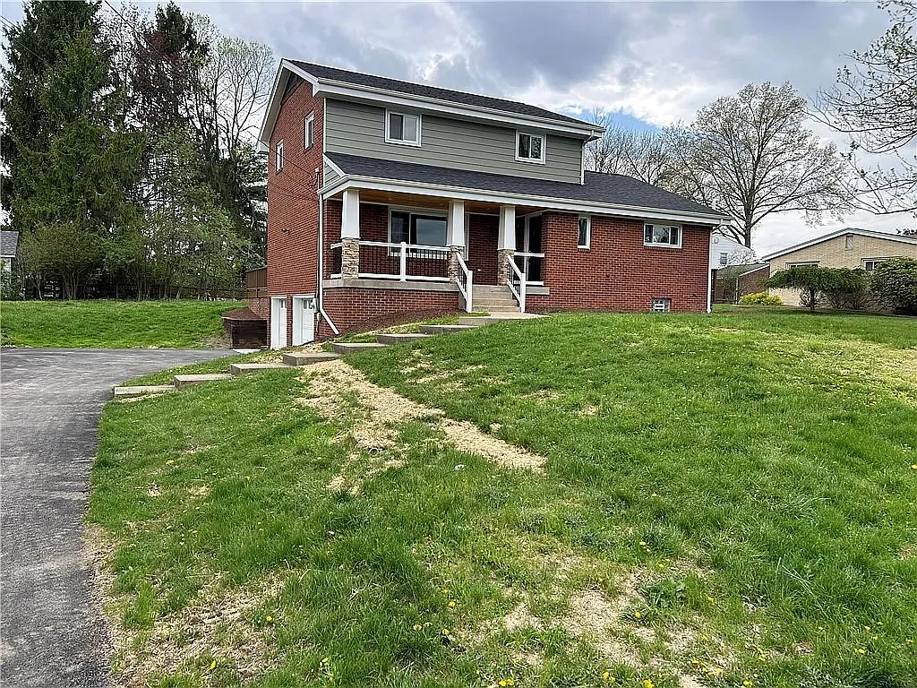 4 bed, 2.5 bath, $3,000 — Photo 1