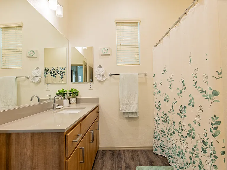 Villas on Olive — Photo 21