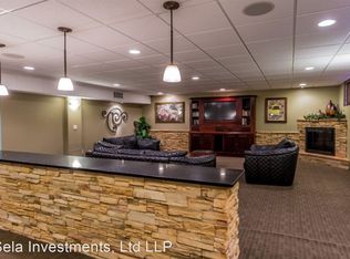 640 Oak Ridge Rd APT 227, Hopkins, MN 55305