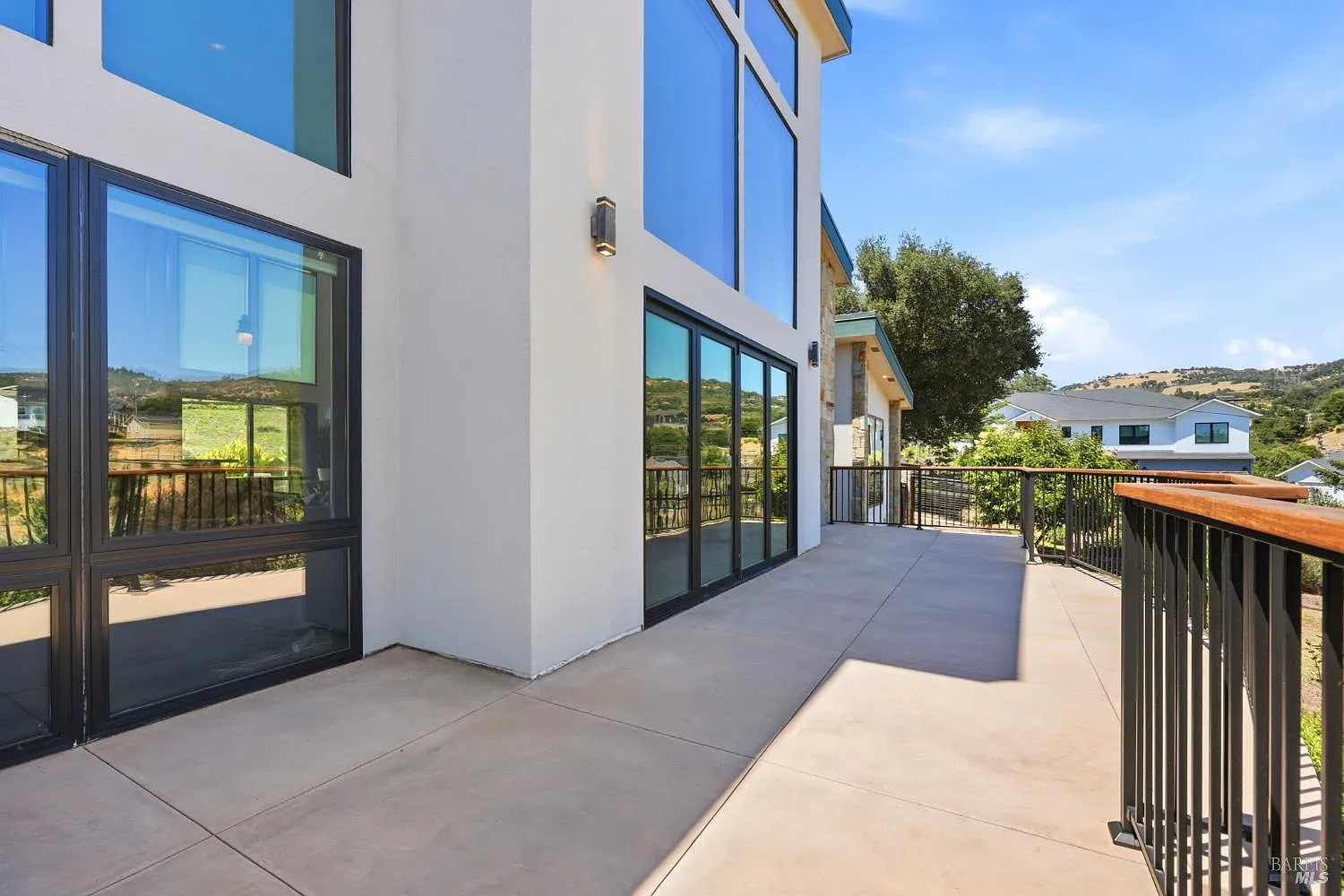 5363 Wilshire Drive - Photo 12