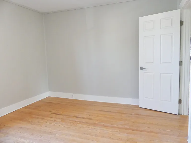 144-313 Linn St — Photo 126