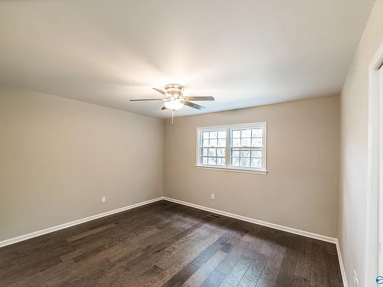 8013 Tea Garden Rd SE — Photo 34