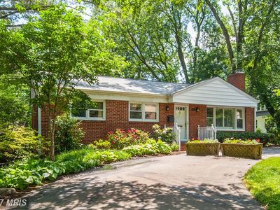 102 N Cherry St, Falls Church, VA, 22046