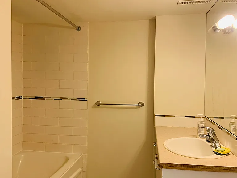 38 Henderson Ave — Photo 8