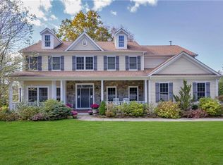 366 Palmer Ln, Pleasantville, NY 10570