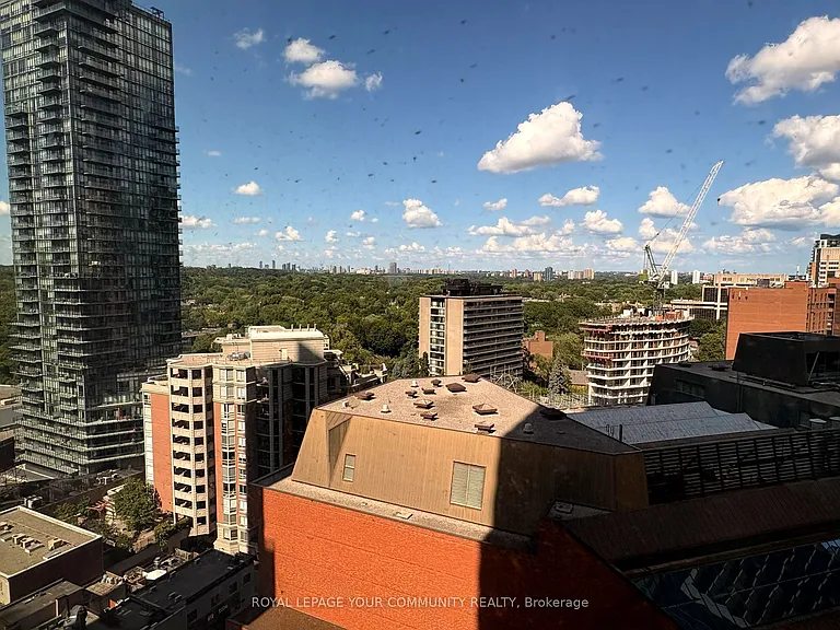 1 Yorkville Ave #1509 — Photo 22
