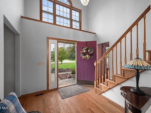 5th image of 22119 W Bittersweet Ln