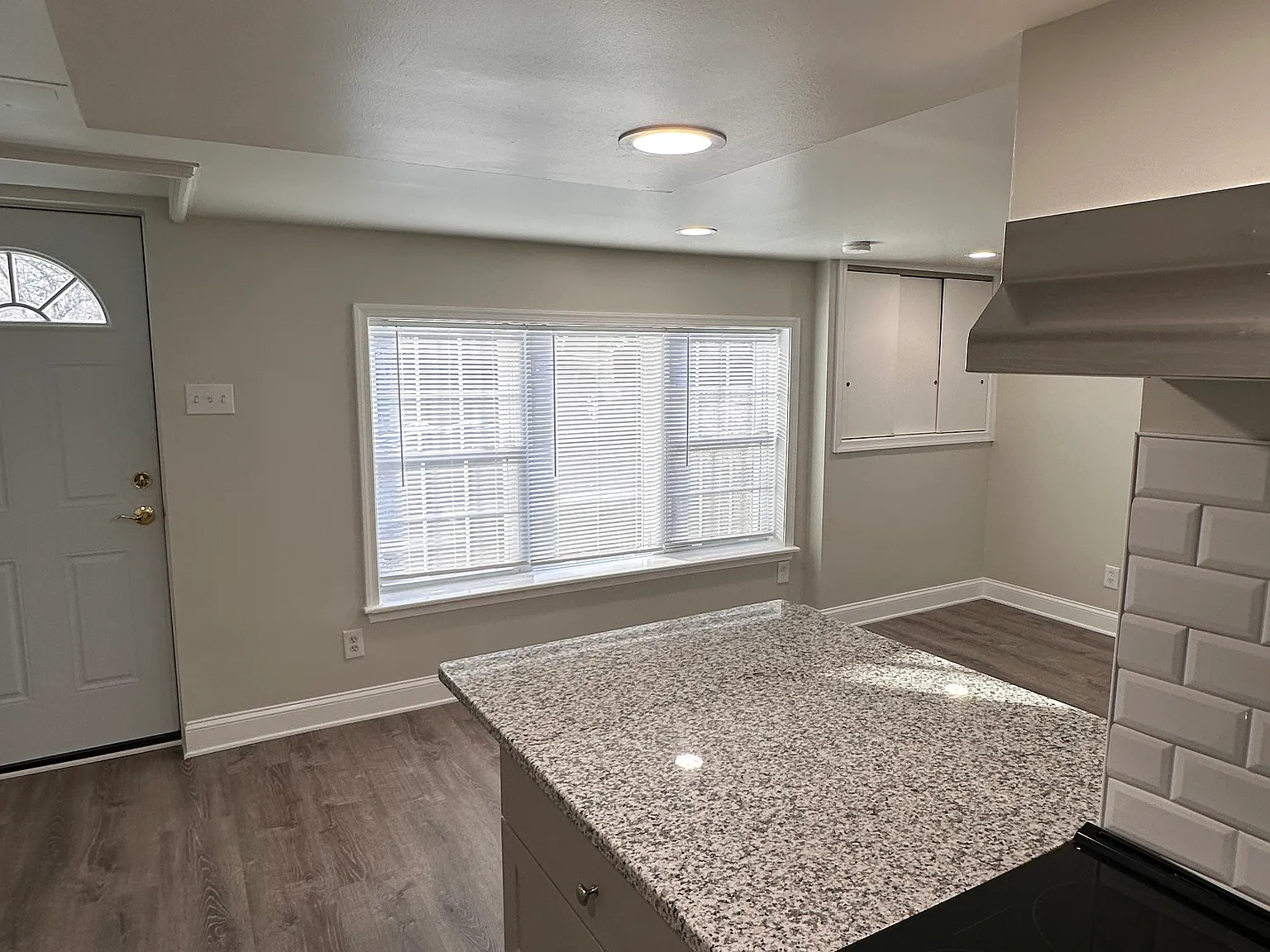 1 bed, 550 sqft, $1,650 — Photo 2
