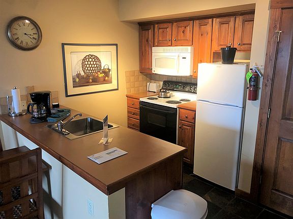 4th image of 202/204 Highland House #26209