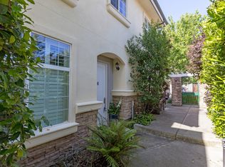 456 Gabilan St APT 6, Los Altos, CA 94022