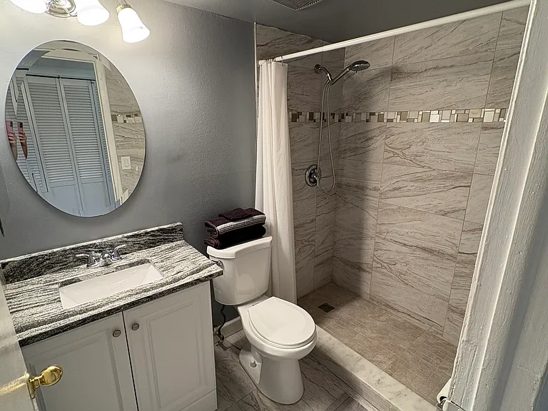 12626 Kenwood Ln #A — Photo 15