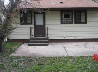 4957 N 56th St, Milwaukee, WI 53218