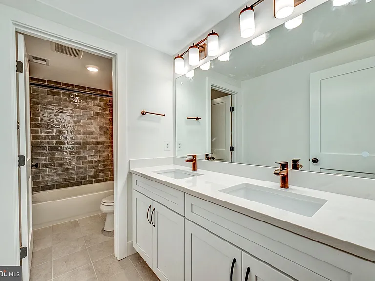 8179 Bodkin Ave — Photo 36