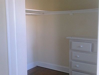 5th image of 6350 N Wayne Ave APT 106