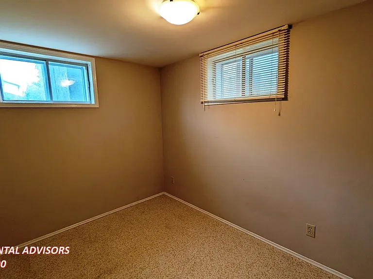 1732 23rd Ave NW — Photo 16
