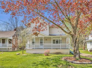 2140 Gardenland Ave, Niles, OH 44446