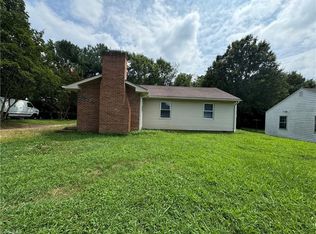 653 Clemson Cir, Winston Salem, NC 27107