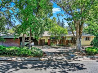 665 Elmwood Dr, Davis, CA 95616