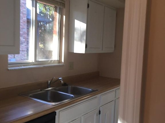 4th image of 724 Buttercup Ave