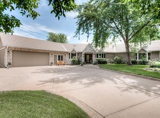 31813 Lakeway Dr NE, Cambridge, MN 55008